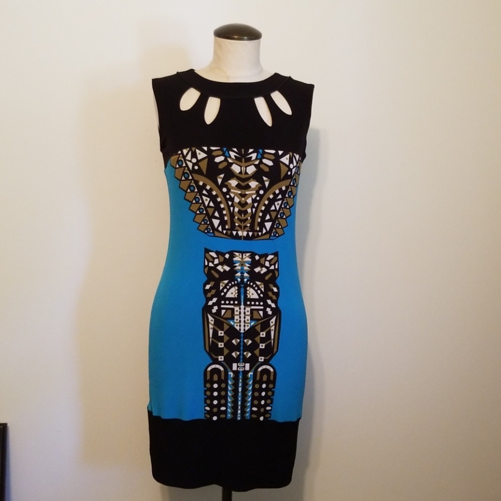 Eva Varro Sleeveless keyhole dress